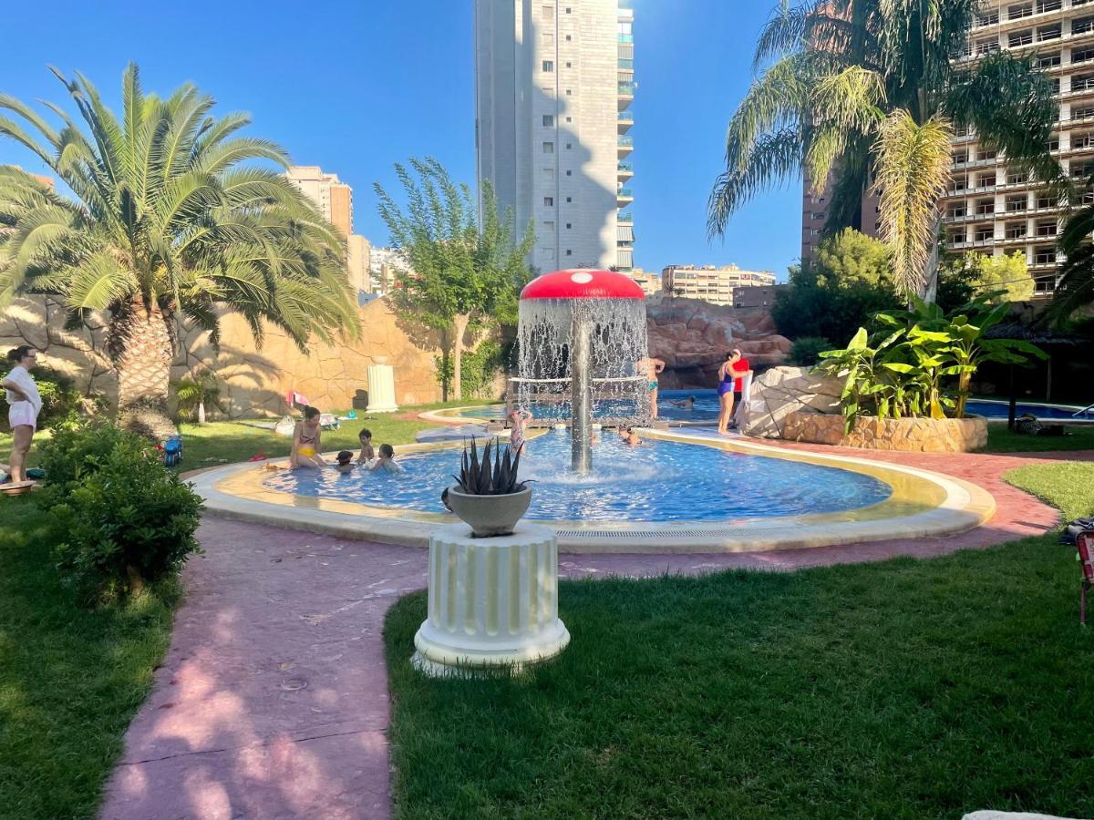 Traveler'S Beach Apartment With Sea View, Free Coffee & Parking Benidorm Esterno foto