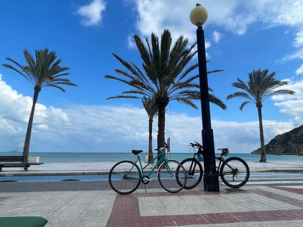 Traveler'S Beach Apartment With Sea View, Free Coffee & Parking Benidorm Esterno foto
