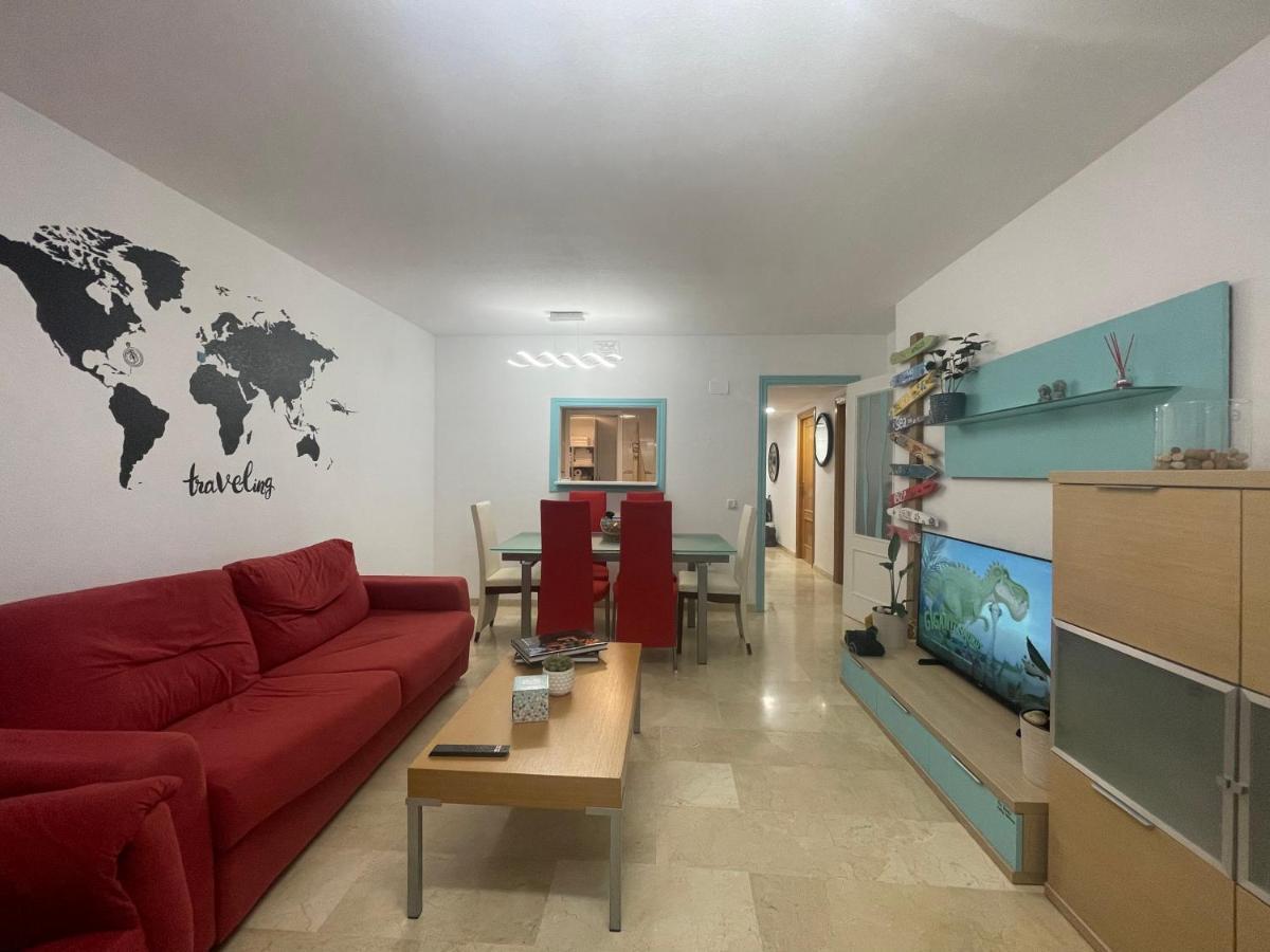 Traveler'S Beach Apartment With Sea View, Free Coffee & Parking Benidorm Esterno foto