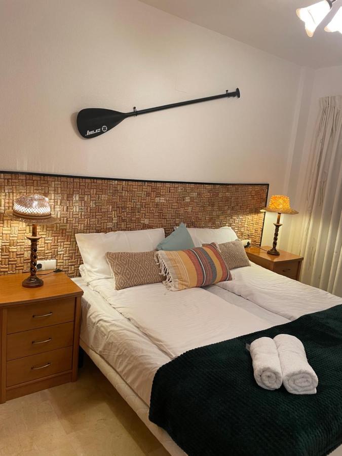 Traveler'S Beach Apartment With Sea View, Free Coffee & Parking Benidorm Esterno foto