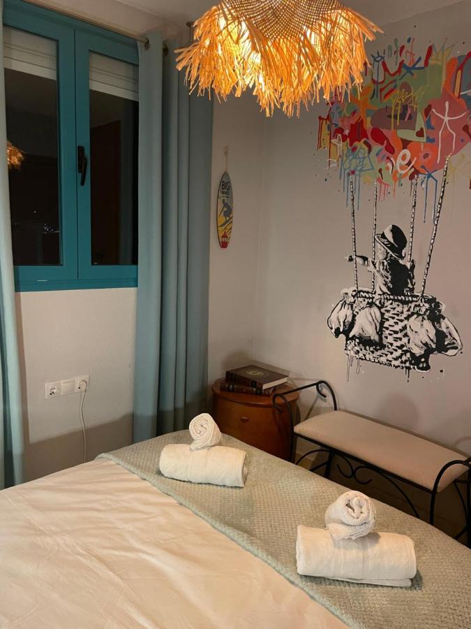 Traveler'S Beach Apartment With Sea View, Free Coffee & Parking Benidorm Esterno foto